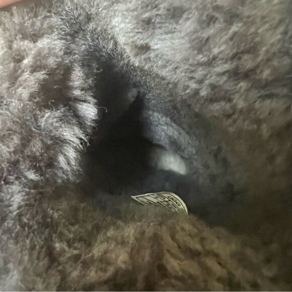 UGG Australia Grey Boots S/N 5815 Leather Genuine Sheepskin Classic Tall US  W6 - Picture 12 of 14